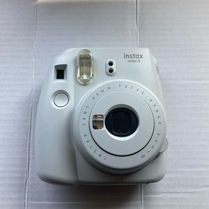 Instamax Fuji Film 9 Polaroid Instant Film Camera